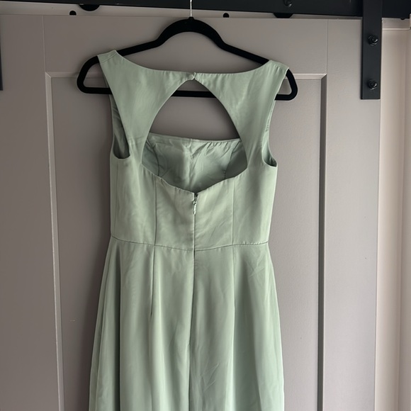 AZAZIE FLORI (SZ 4) Fitted Square Neckline Chiffon Dress - Picture 3 of 5